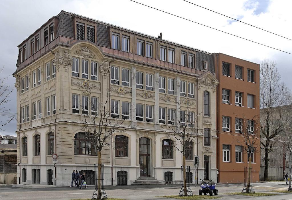 Hebergement Du Pod La Chaux De Fonds Exterior foto